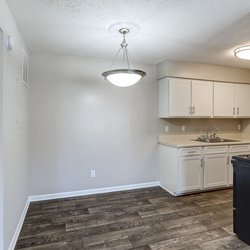 kitchen at Retreat at Palm Pointe located in North Charleston, SC