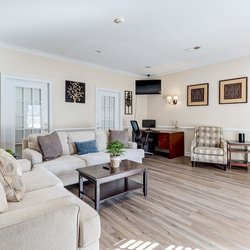 living room at Retreat at Palm Pointe located in North Charleston, SC